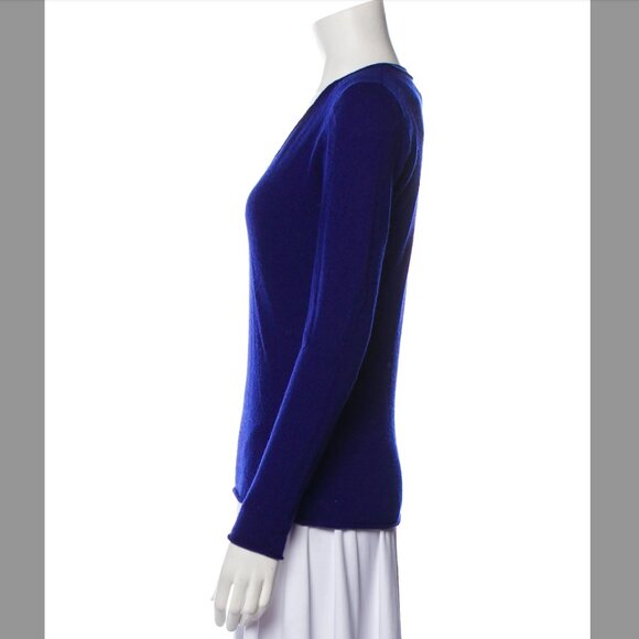 Neiman Marcus V Neck Long Sleeve 100% Cashmere Blue Sweater Size Small - Picture 2 of 5